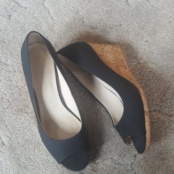 Wedge peep toe pumps - Picture 3 of 4